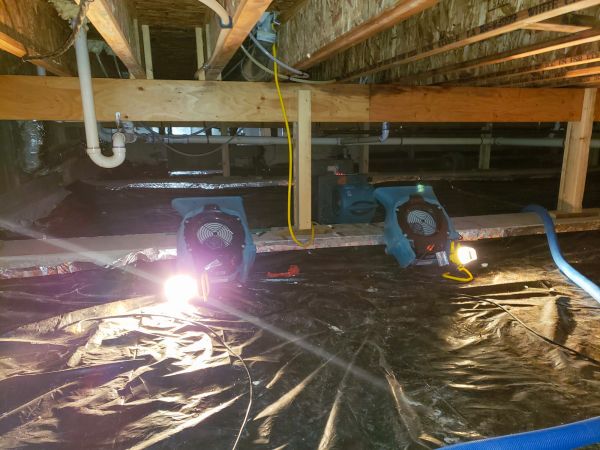 Crawlspace Water Removal in Reno